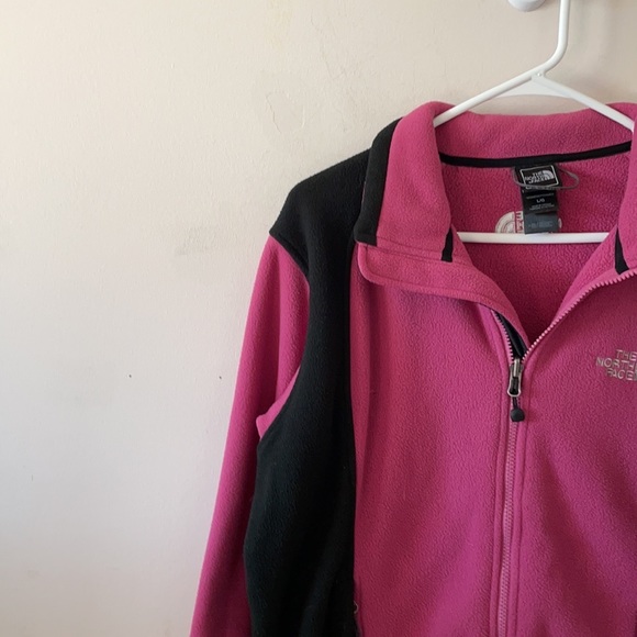 The North Face Black / Pink Fleece Jacket - Size L - Picture 2 of 7